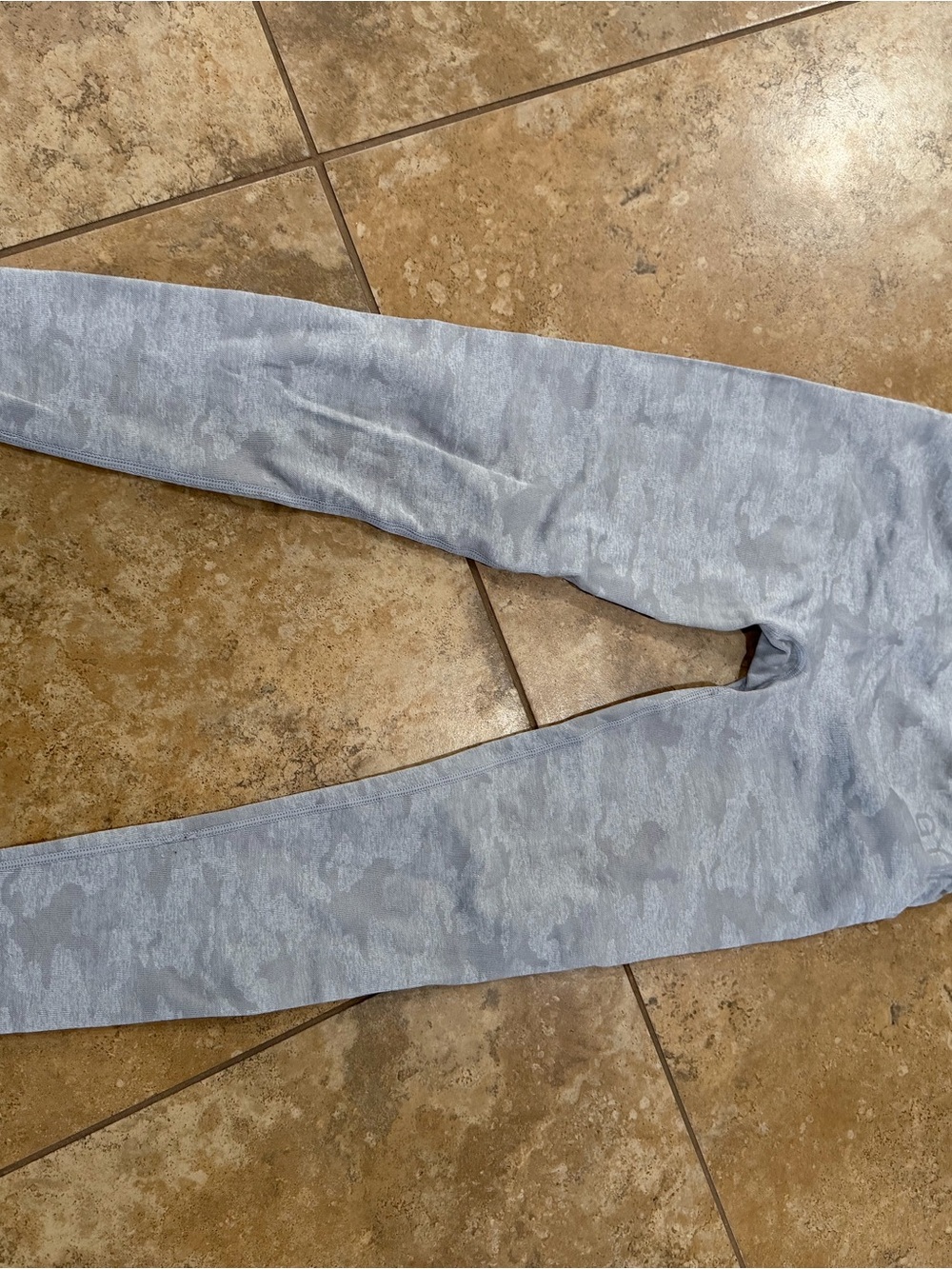 Gymshark Men's Light Gray Camouflage-Effect Joggers